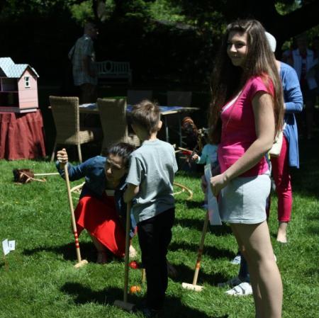 Piknik dla podopiecznych Fundacji Gajusz w Muzeum Pałac Herbsta