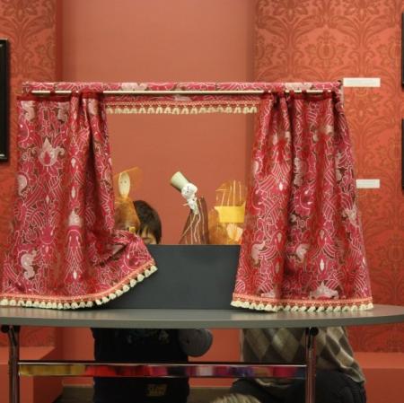 Finał warsztatów "Pałacowy teatr" - przedstawienie kukiełkowe.