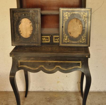 Sekretarzyk czarny.JPG