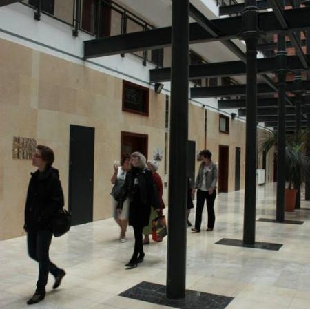 Wnętrze Loft Aparts, czyli dawnej przędzalni Karola Wilhelma Scheiblera.