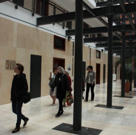 Wnętrze Loft Aparts, czyli dawnej przędzalni Karola Wilhelma Scheiblera.