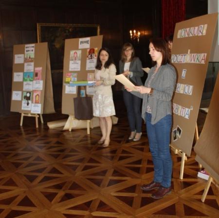 Wyczytywanie laureatów konkursu.